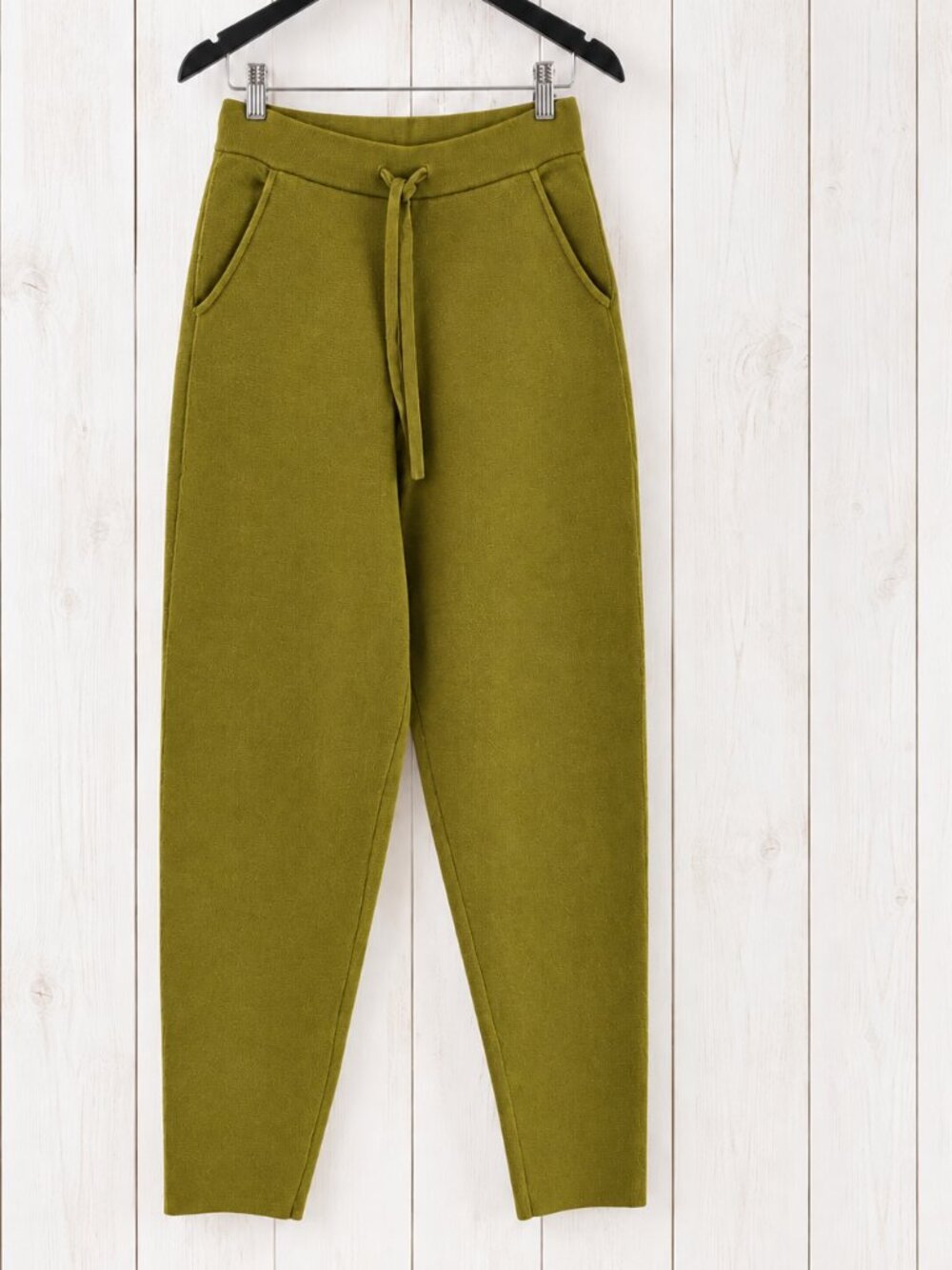 Banana Republic Olive Knit Pull-On Tapered Pants XS
